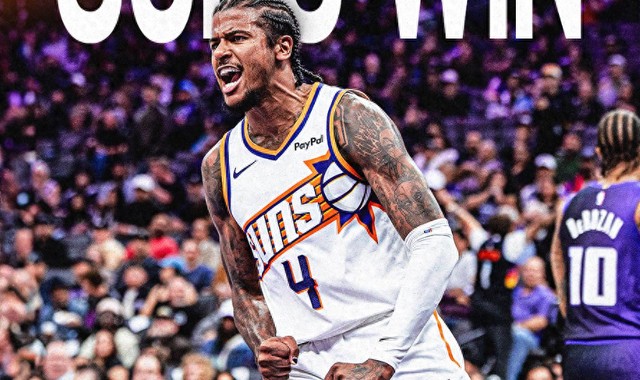 九游体育-31分钟7失误太阳生涯新高！格林第三场20+仍遭喷 他怎与杜兰特争辉|德雷蒙德·格林|杰伦-格林|凯文·杜兰特|布克|菲尼克斯太阳队_新浪体育_新浪新闻