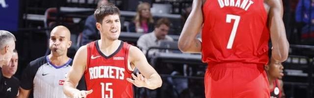 轰18+7拯救火箭！队友一直相信我，小贾感谢全队，乌度卡也清醒了